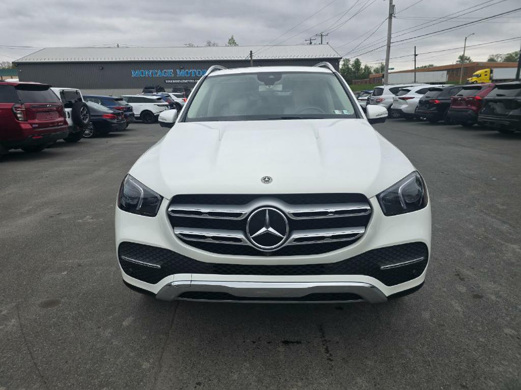 Photo 21 of this MERCEDES-BENZ GLE