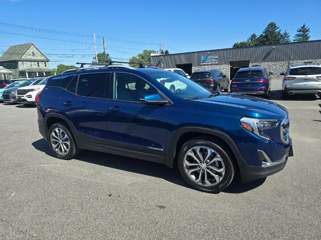 Photo 5 of this GMC TERRAIN