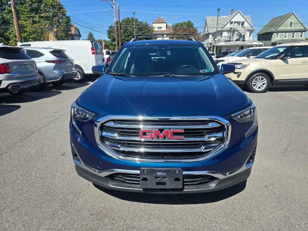 Photo 18 of this GMC TERRAIN