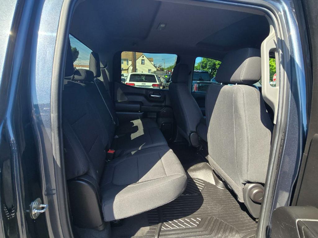 Photo 14 of this CHEVROLET SILVERADO 1500