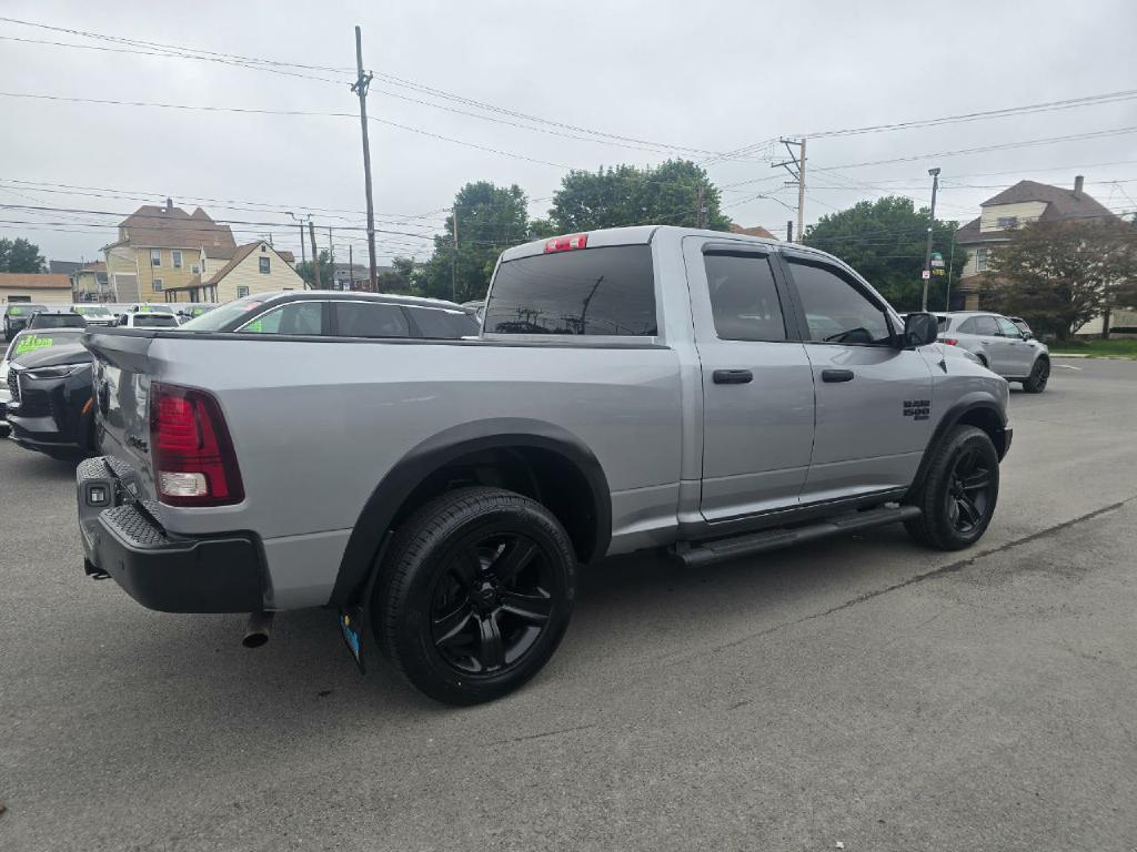 Photo 5 of this RAM 1500 CLASSIC