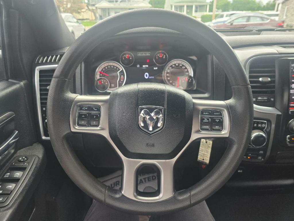 Photo 7 of this RAM 1500 CLASSIC