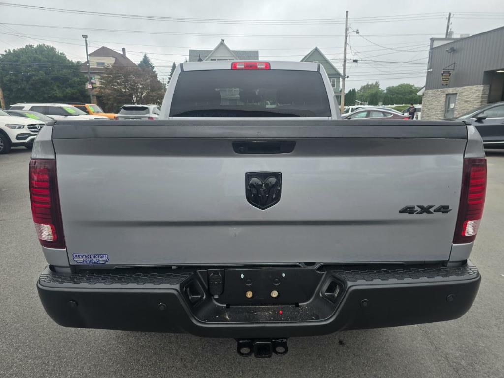 Photo 15 of this RAM 1500 CLASSIC