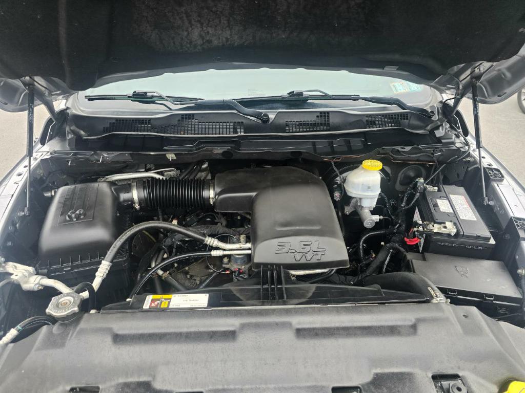 Photo 17 of this RAM 1500 CLASSIC