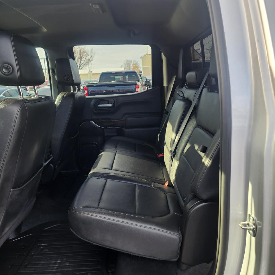 Photo 15 of this GMC SIERRA 1500