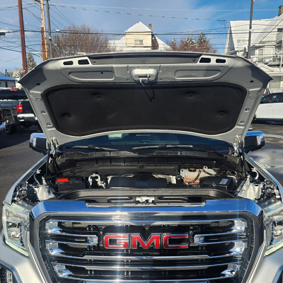 Photo 17 of this GMC SIERRA 1500