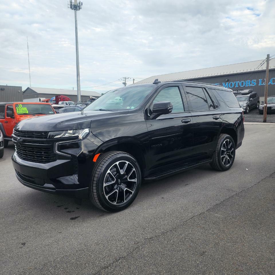 Photo 3 of this CHEVROLET TAHOE