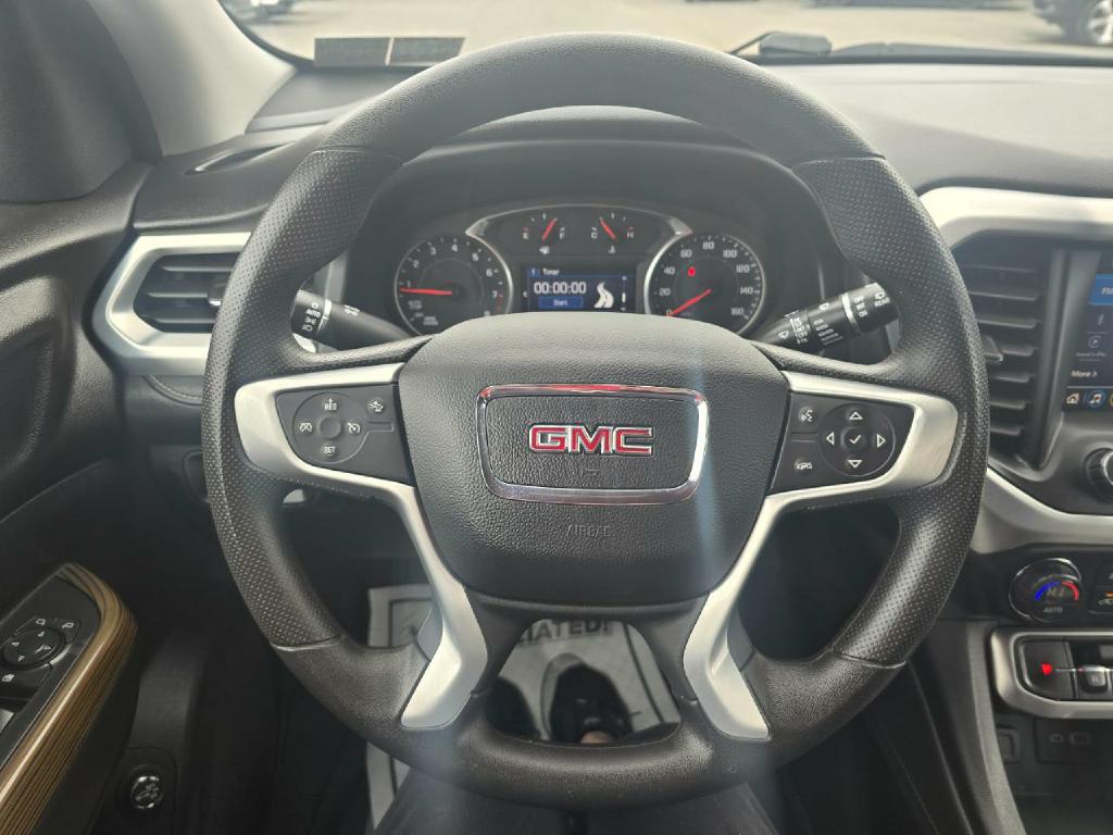Photo 7 of this GMC ACADIA