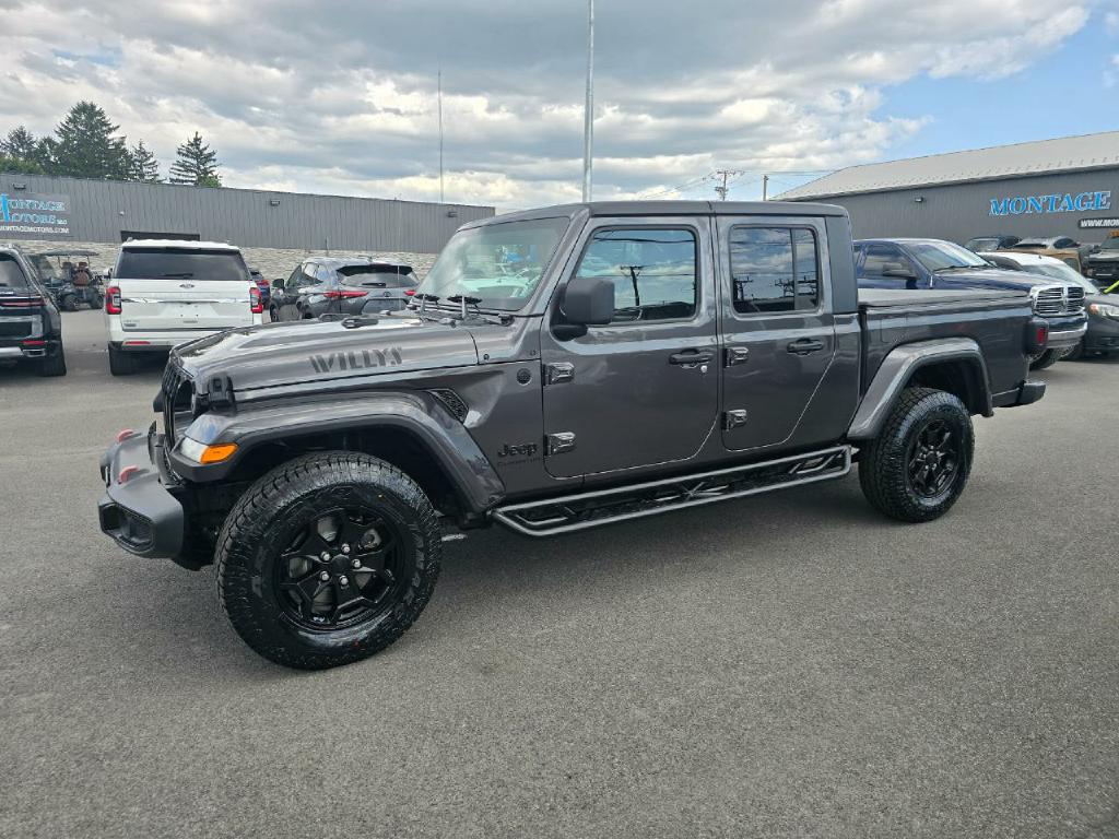 Photo 3 of this JEEP GLADIATOR