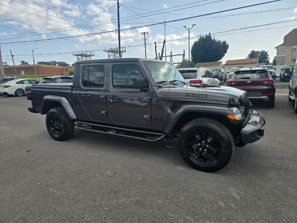 Photo 6 of this JEEP GLADIATOR