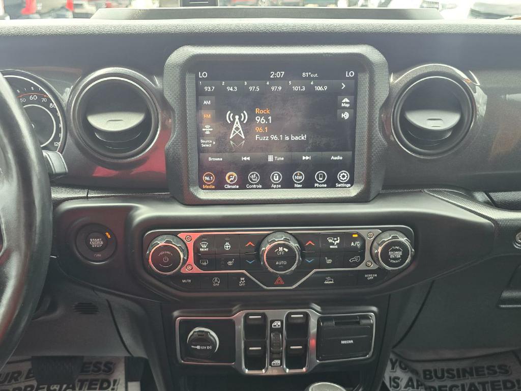 Photo 9 of this JEEP WRANGLER