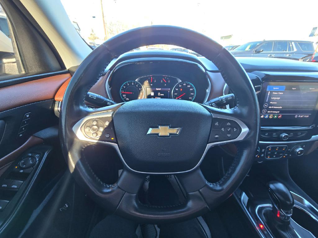Photo 7 of this CHEVROLET TRAVERSE