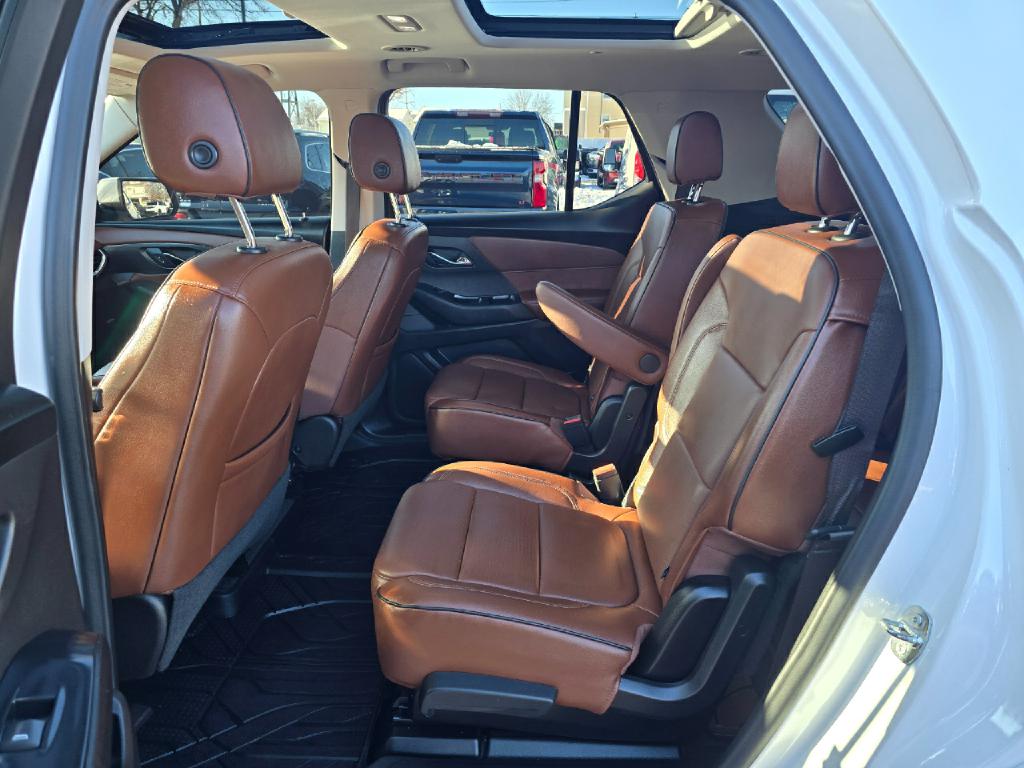 Photo 16 of this CHEVROLET TRAVERSE