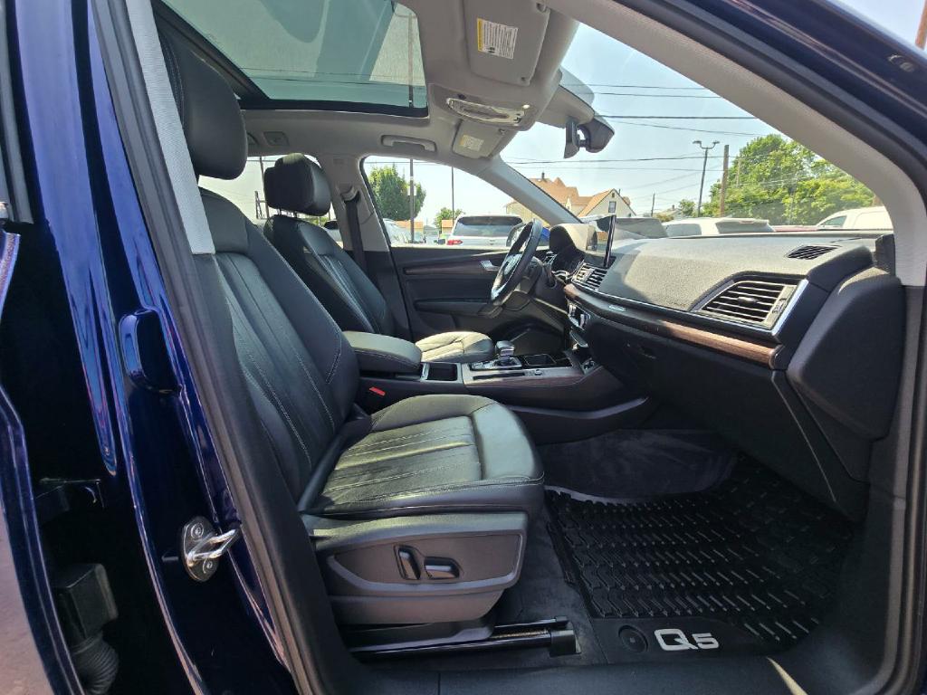 Photo 16 of this AUDI Q5