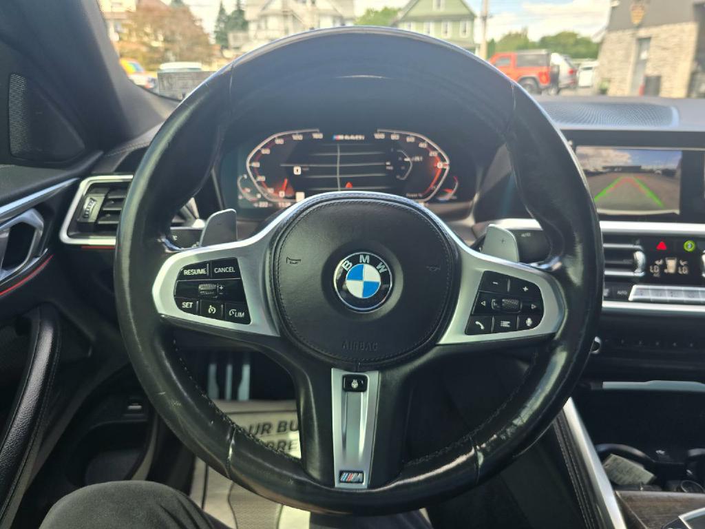 Photo 7 of this BMW 4 SERIES