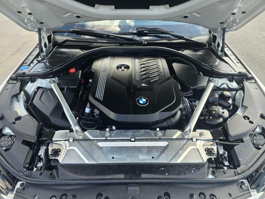 Photo 20 of this BMW 4 SERIES