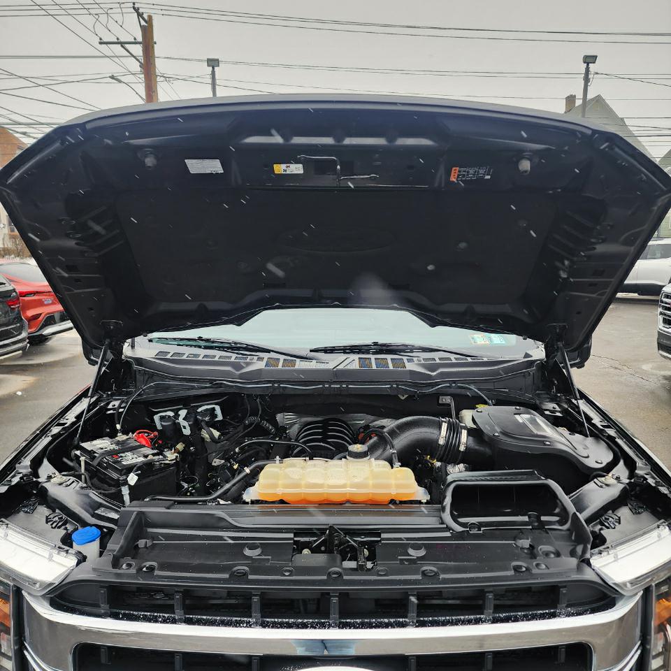 Photo 18 of this FORD F-150