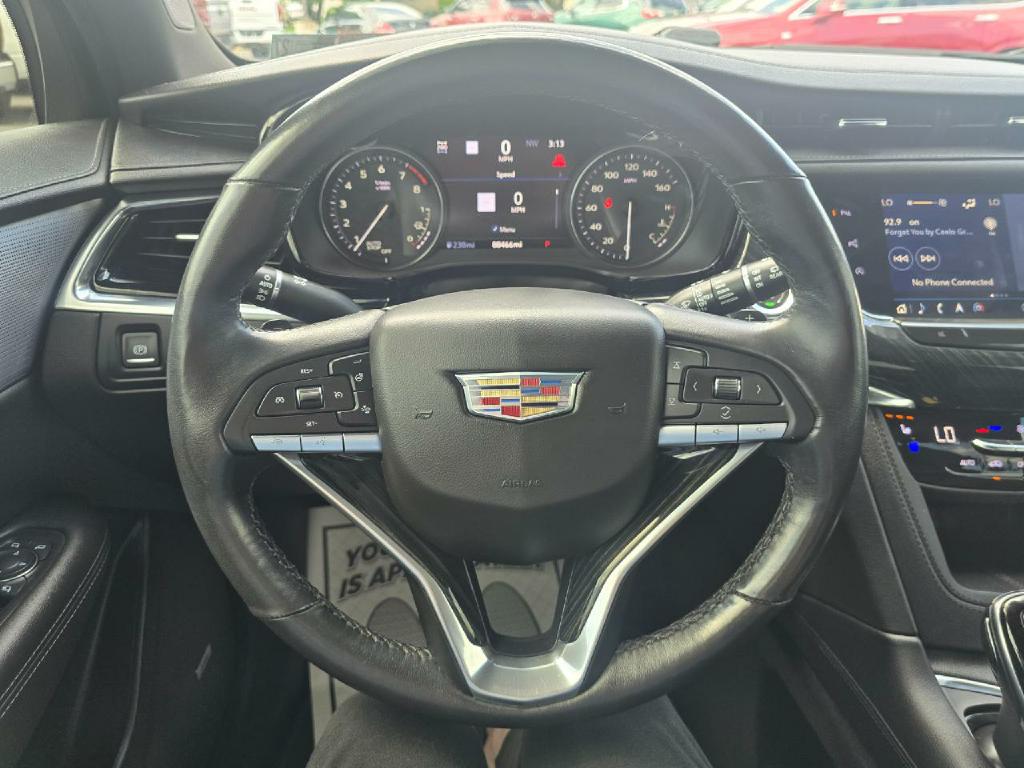 Photo 7 of this CADILLAC XT6