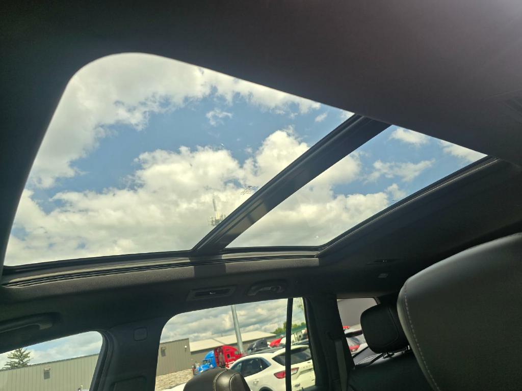 Photo 13 of this CADILLAC XT6