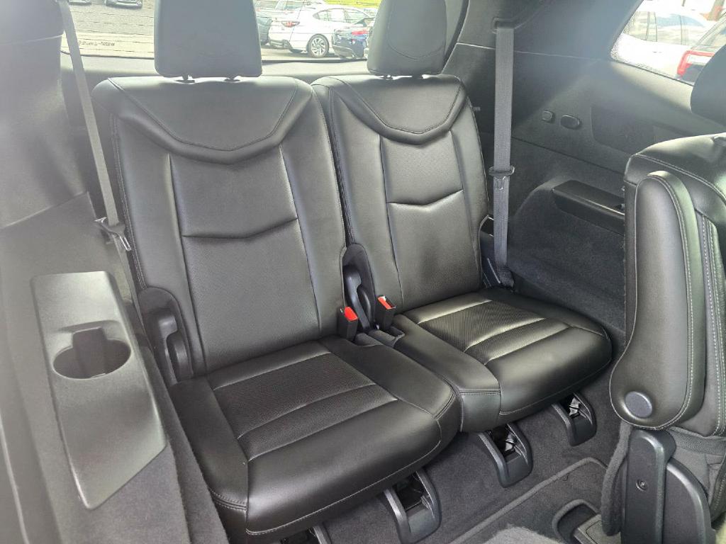 Photo 17 of this CADILLAC XT6
