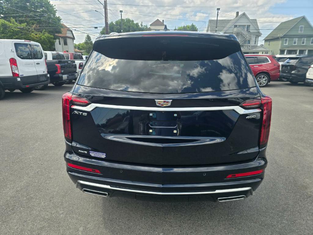 Photo 20 of this CADILLAC XT6