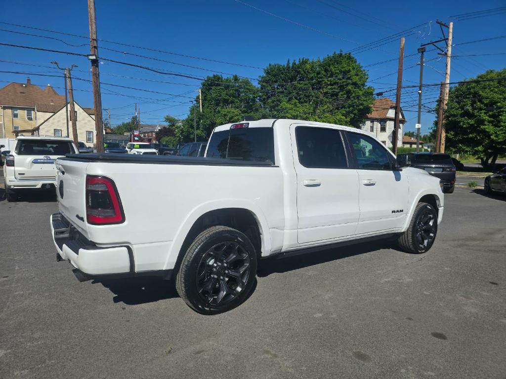 Photo 6 of this RAM 1500