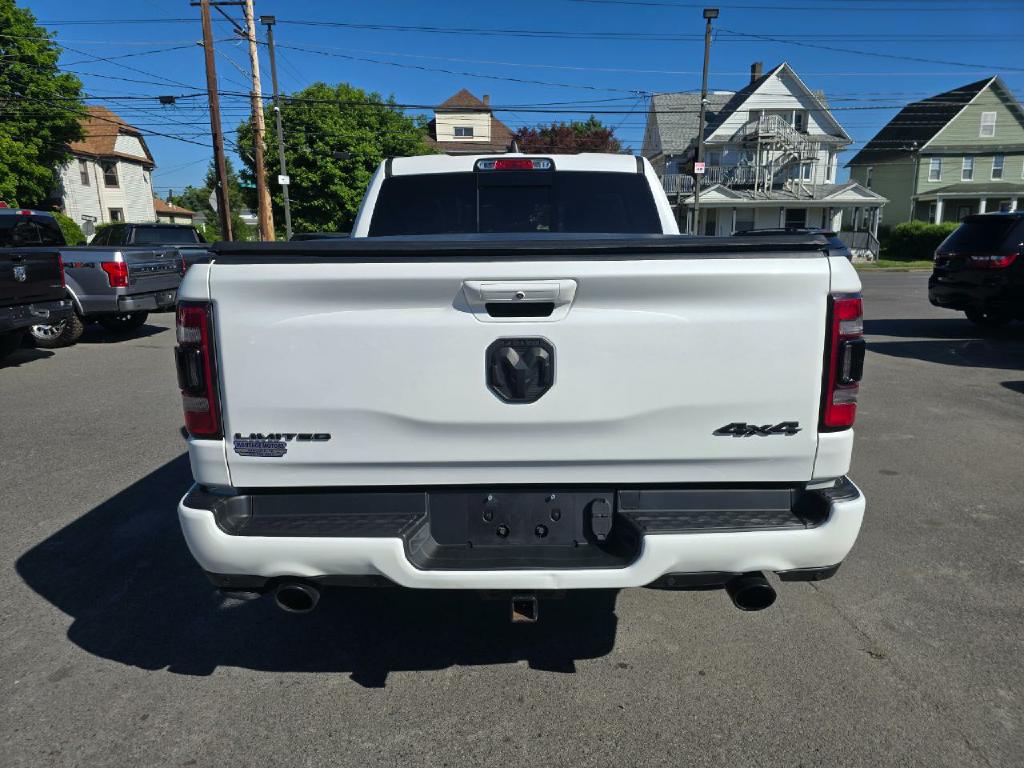 Photo 18 of this RAM 1500