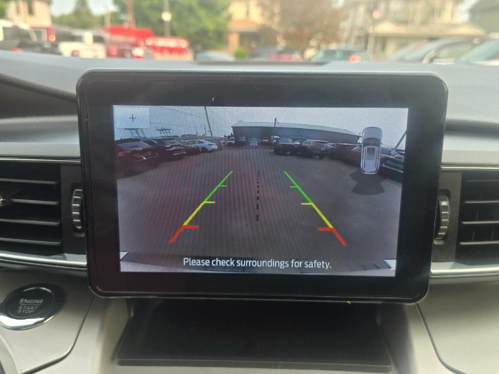Photo 10 of this FORD EXPLORER