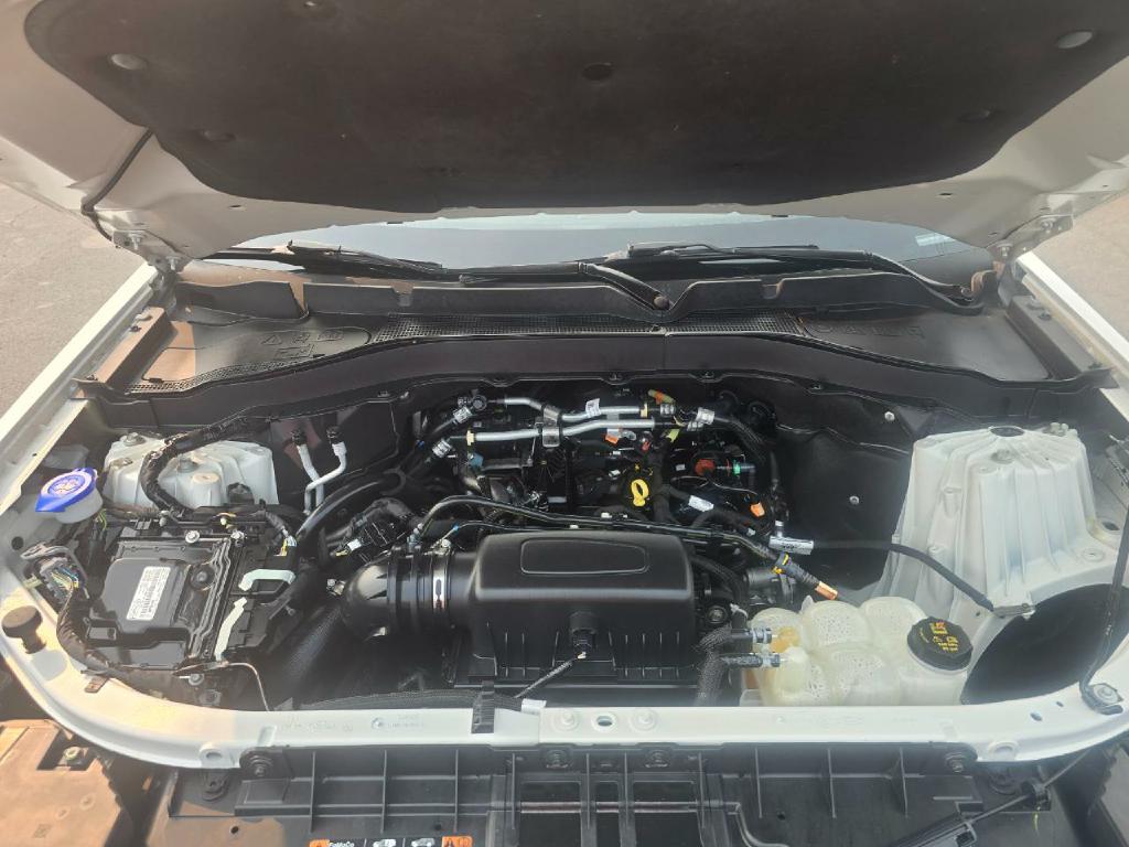 Photo 22 of this FORD EXPLORER