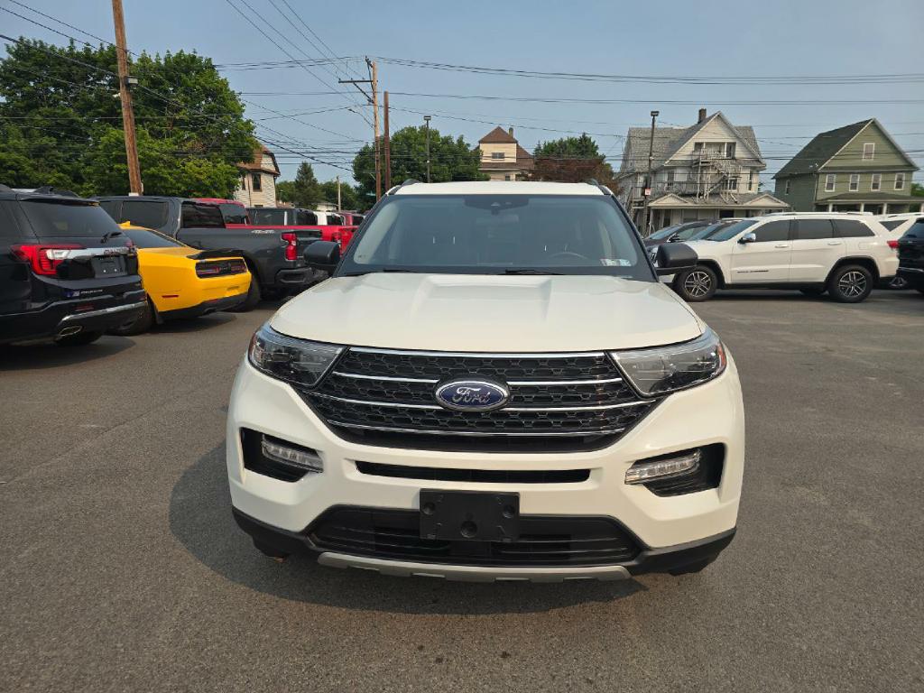 Photo 23 of this FORD EXPLORER