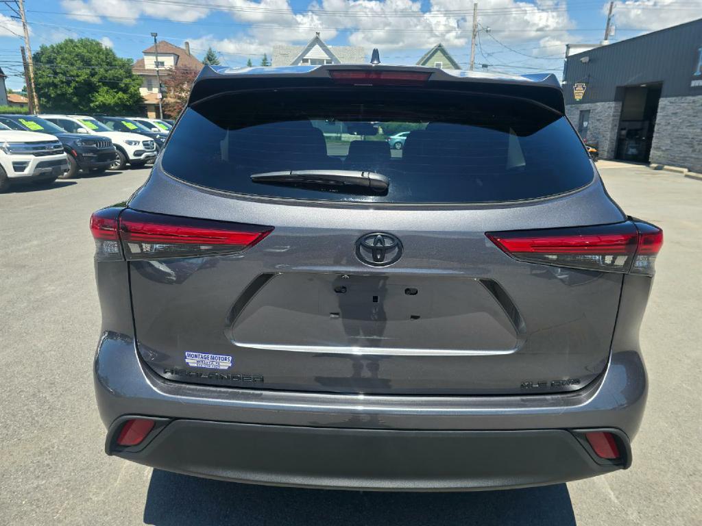 Photo 20 of this TOYOTA HIGHLANDER