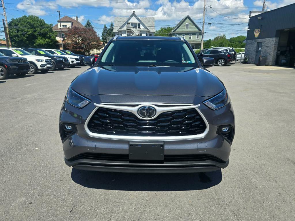 Photo 23 of this TOYOTA HIGHLANDER