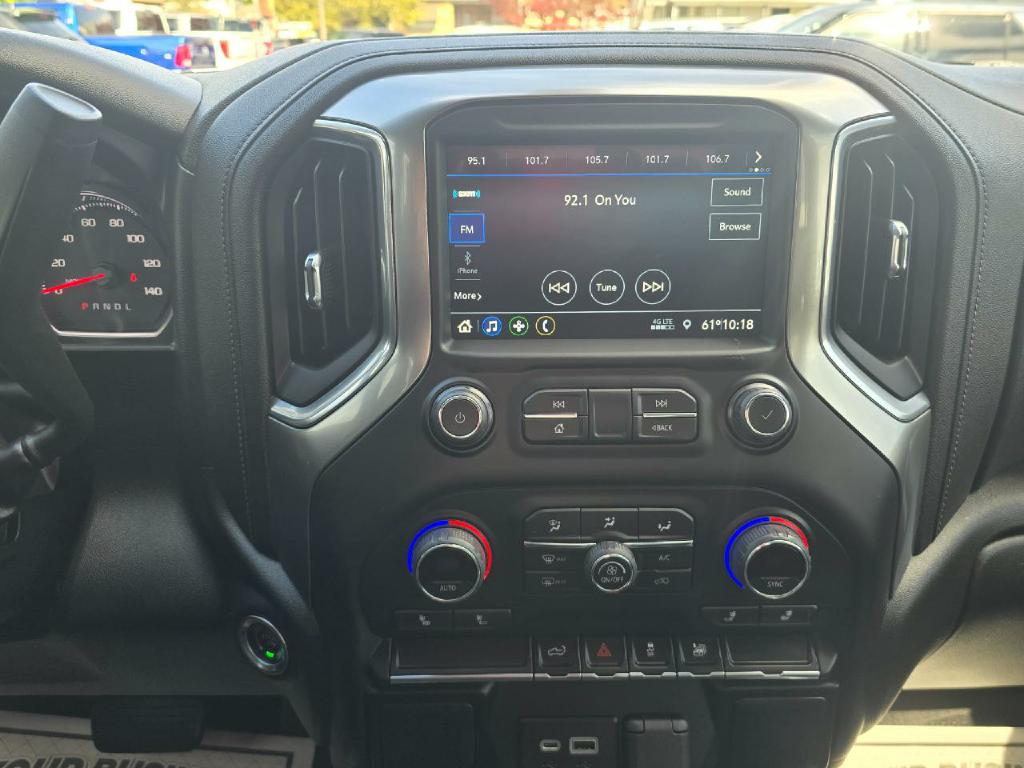 Photo 9 of this CHEVROLET SILVERADO 1500