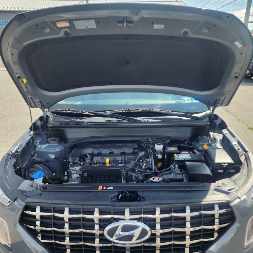 Photo 18 of this HYUNDAI VENUE
