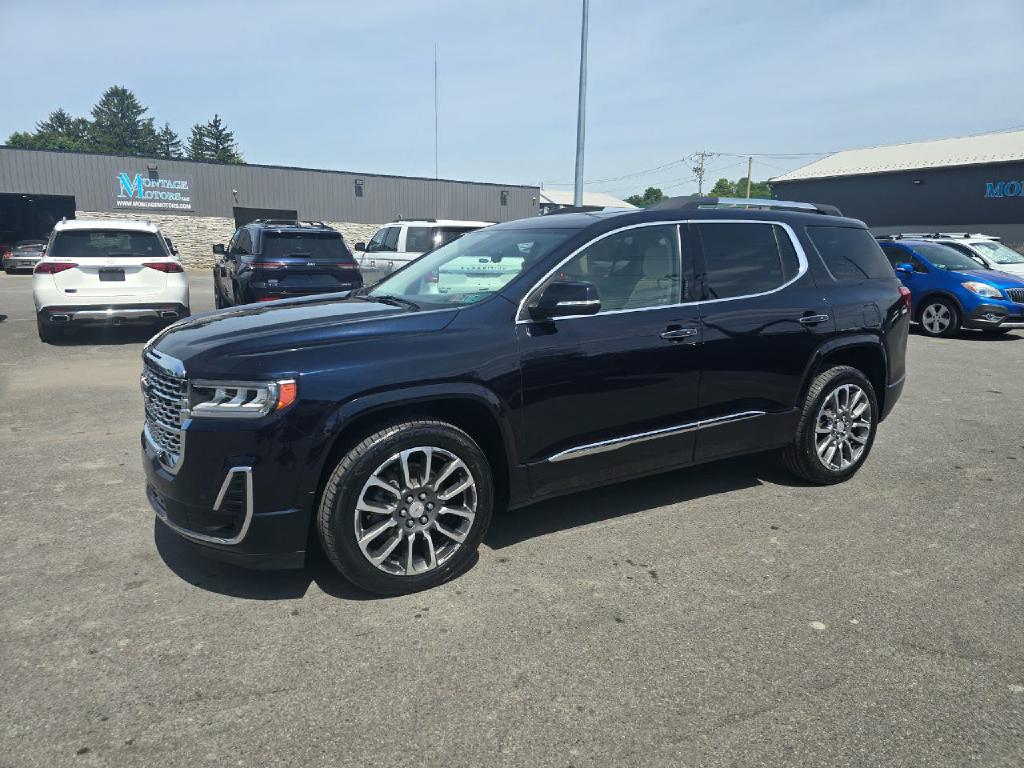 Photo 3 of this GMC ACADIA