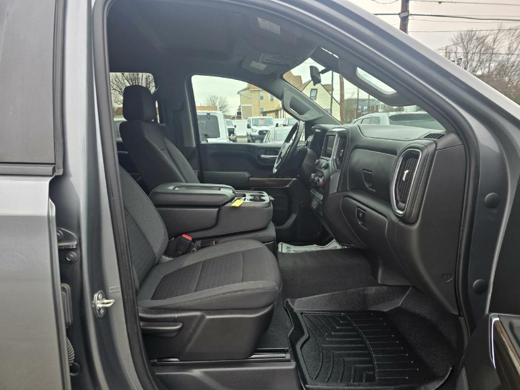 Photo 15 of this CHEVROLET SILVERADO 1500