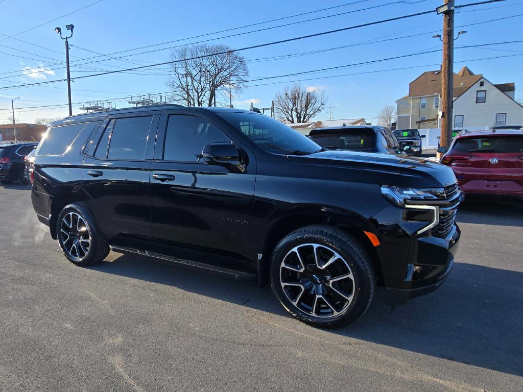 Photo 5 of this CHEVROLET TAHOE