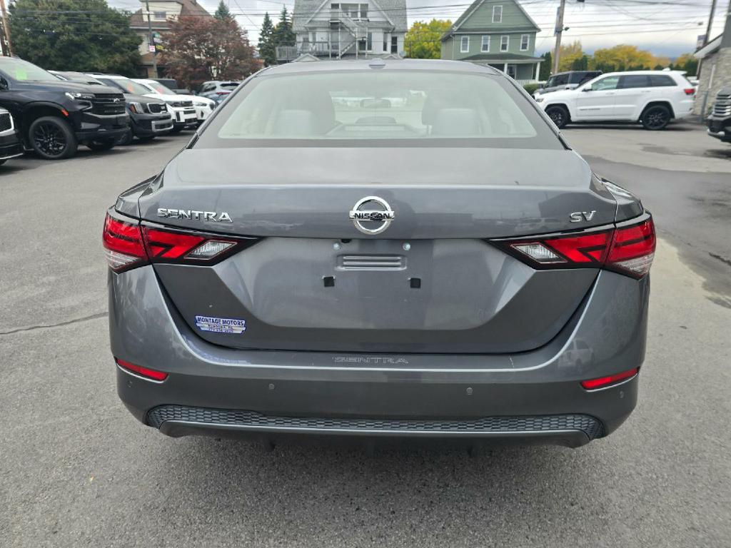 Photo 16 of this NISSAN SENTRA