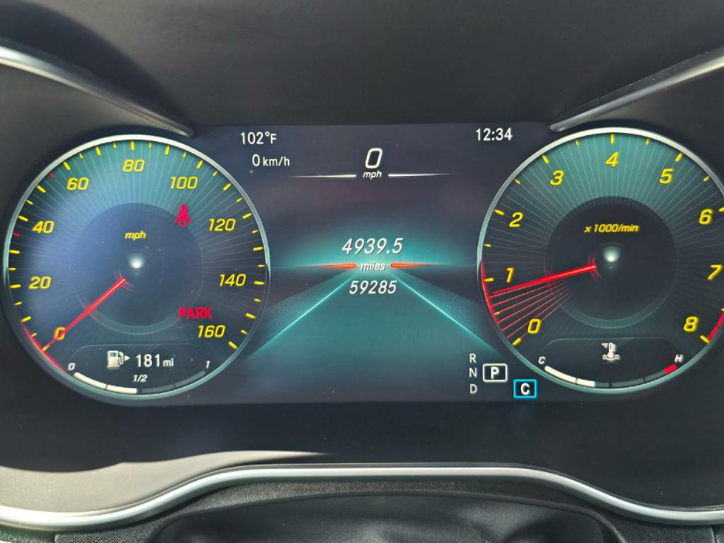 Photo 8 of this MERCEDES-BENZ GLC