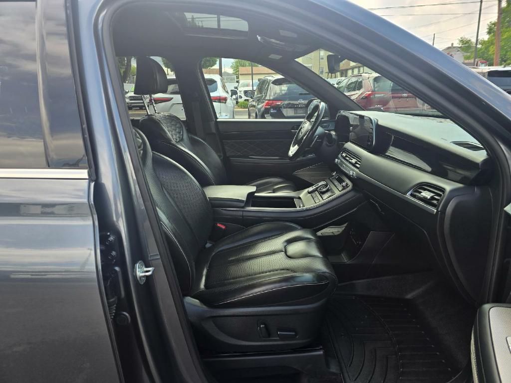 Photo 19 of this HYUNDAI PALISADE