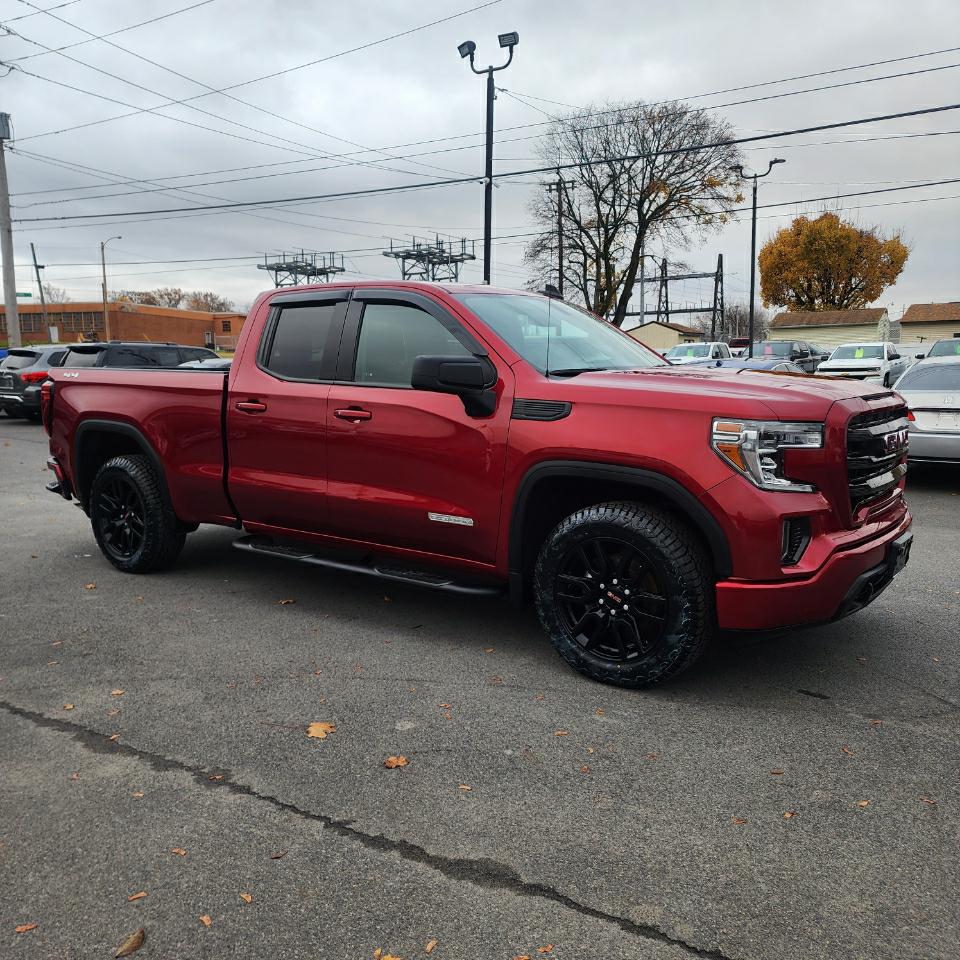 Photo 5 of this GMC SIERRA 1500 LIM