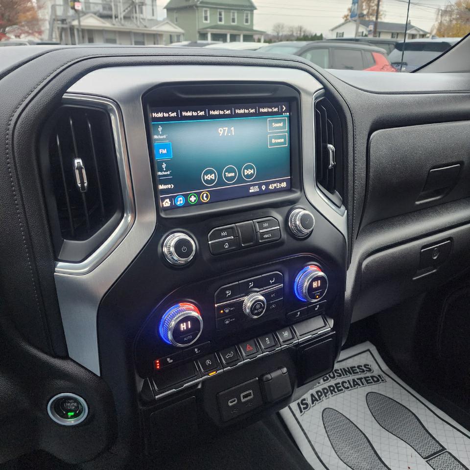 Photo 9 of this GMC SIERRA 1500 LIM