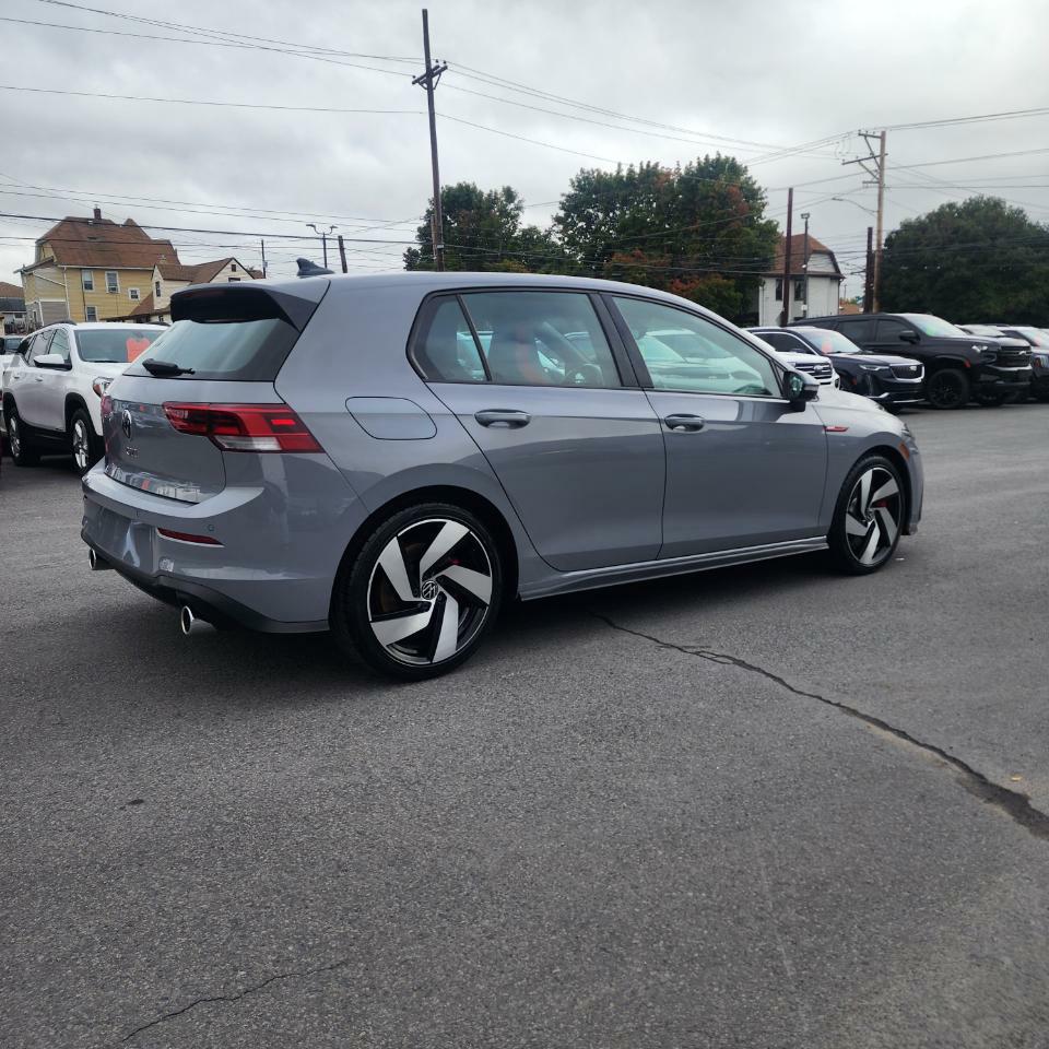 Photo 5 of this VOLKSWAGEN GOLF GTI