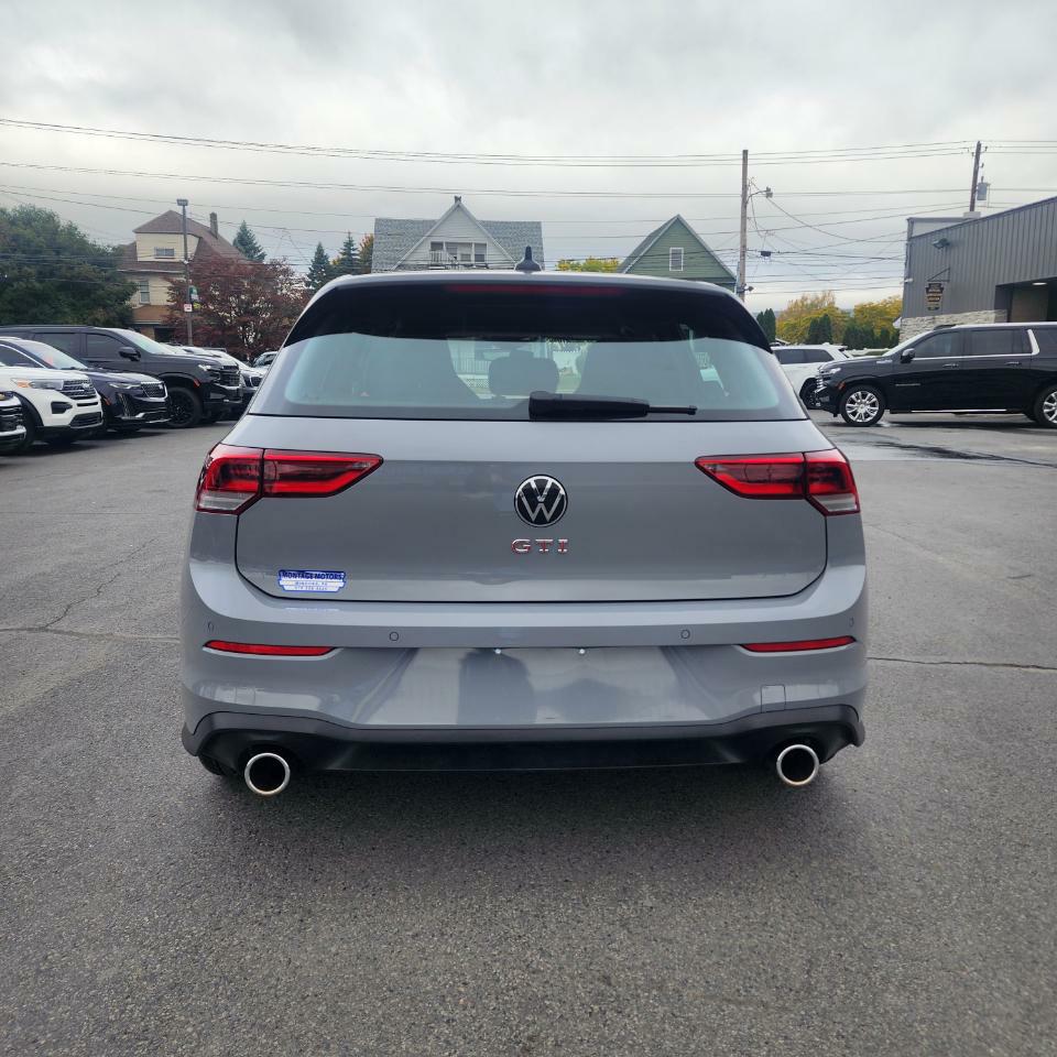 Photo 18 of this VOLKSWAGEN GOLF GTI