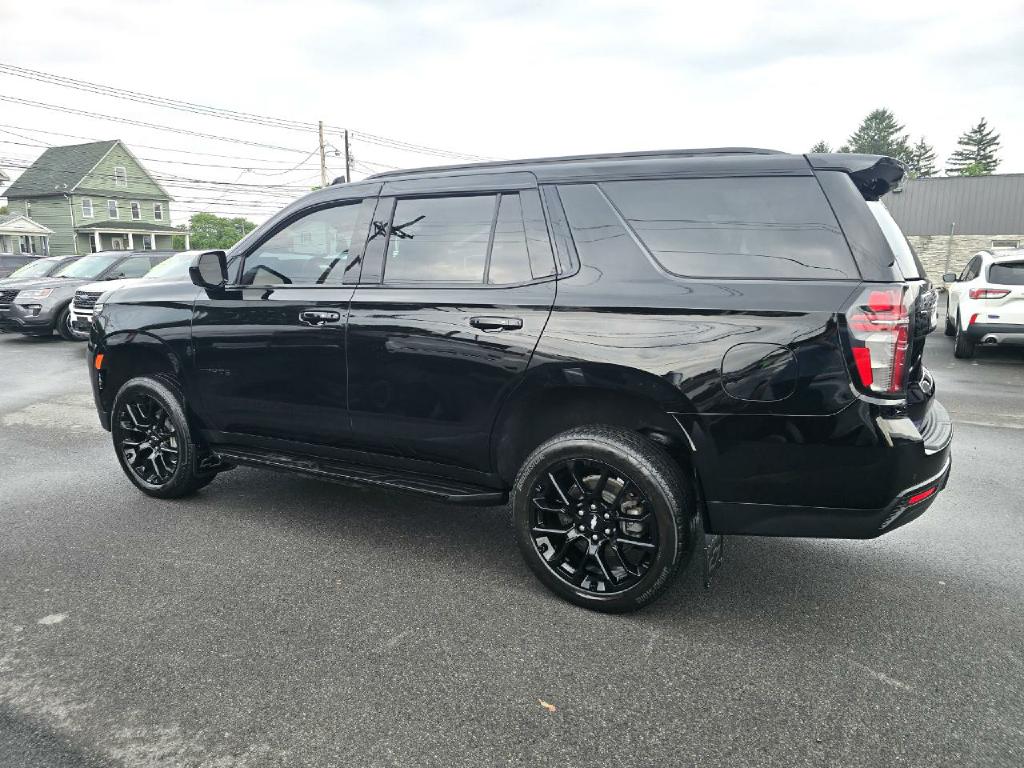 Photo 4 of this CHEVROLET TAHOE