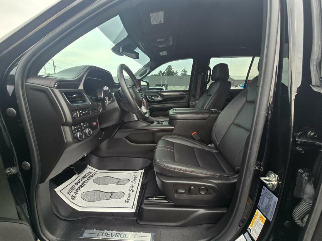 Photo 13 of this CHEVROLET TAHOE