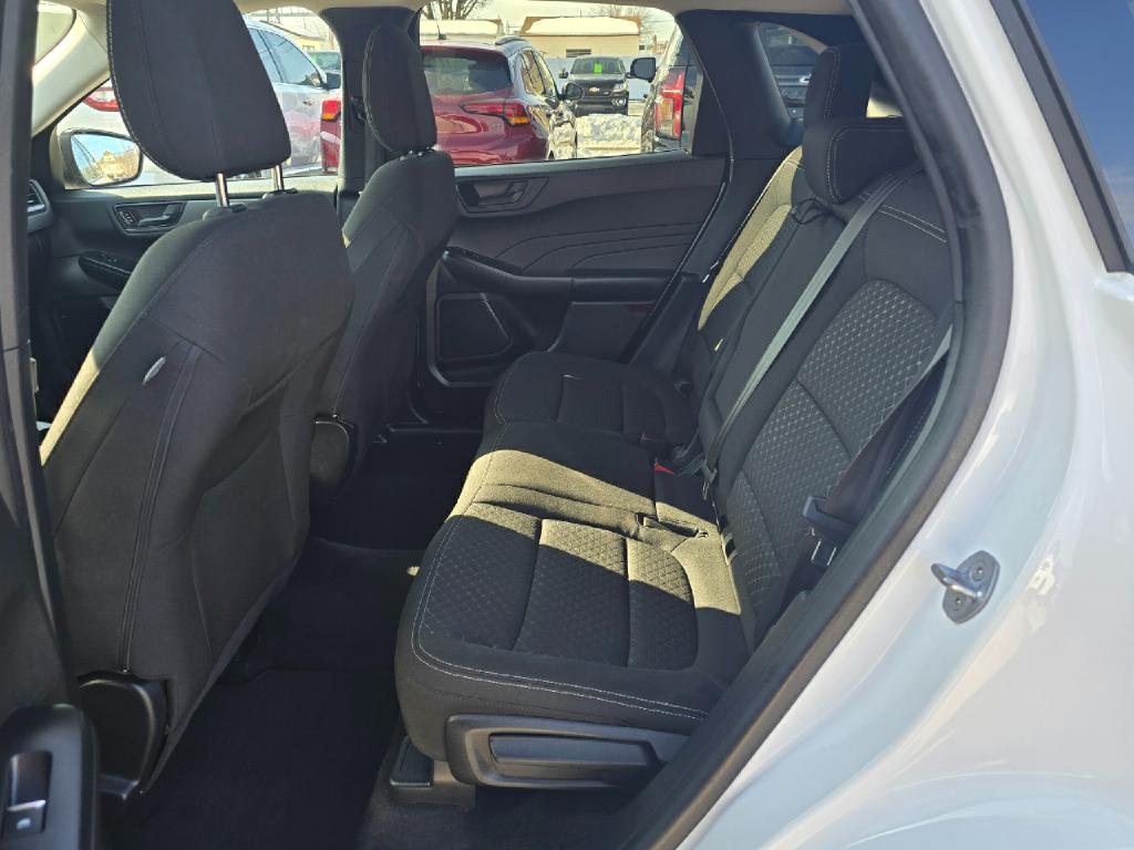 Photo 12 of this FORD ESCAPE