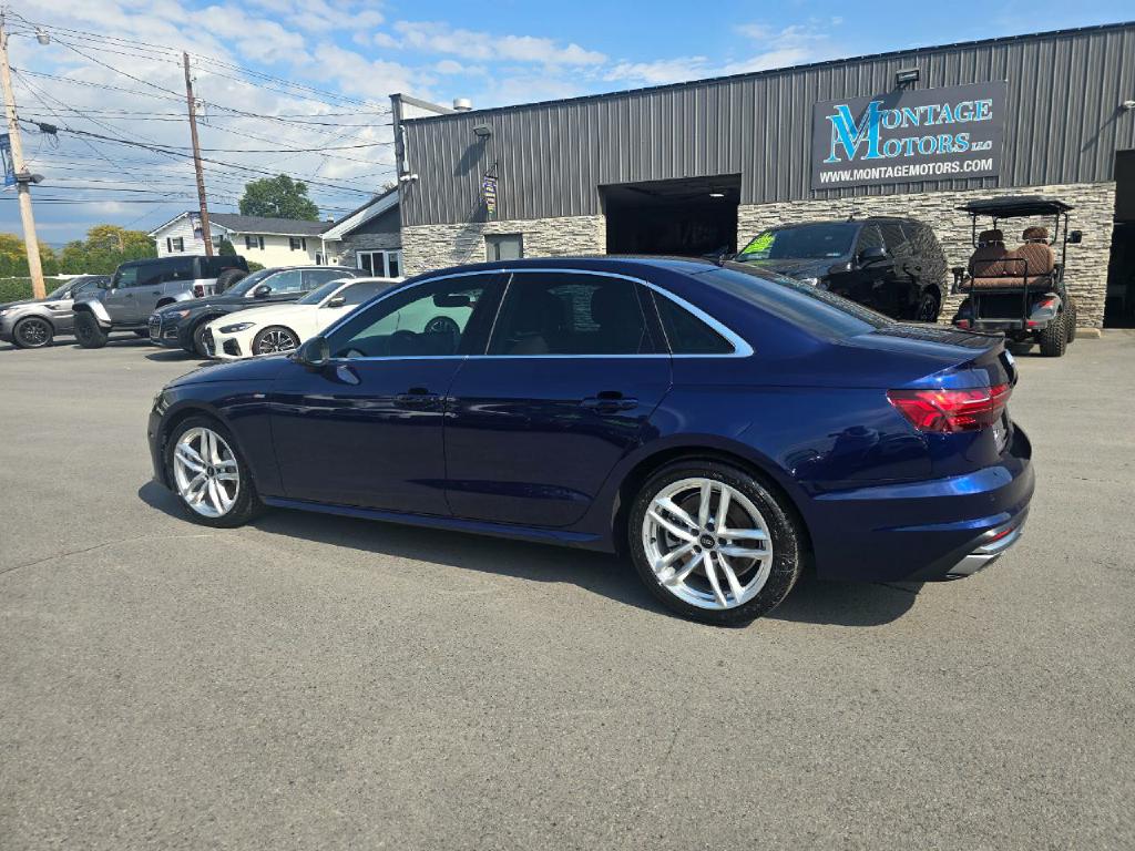 Photo 4 of this AUDI A4 SEDAN
