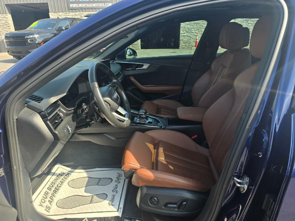 Photo 13 of this AUDI A4 SEDAN