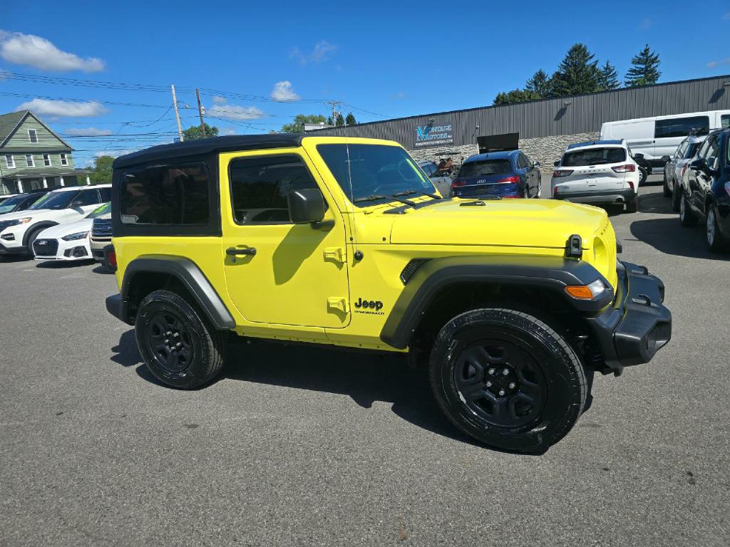 Photo 5 of this JEEP WRANGLER